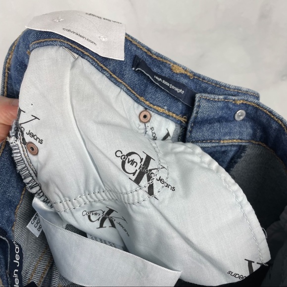 NWT Calvin Klein High-Rise Slim Straight Raw Hem Jeans Vintage Wash Retro 25 - Picture 8 of 9